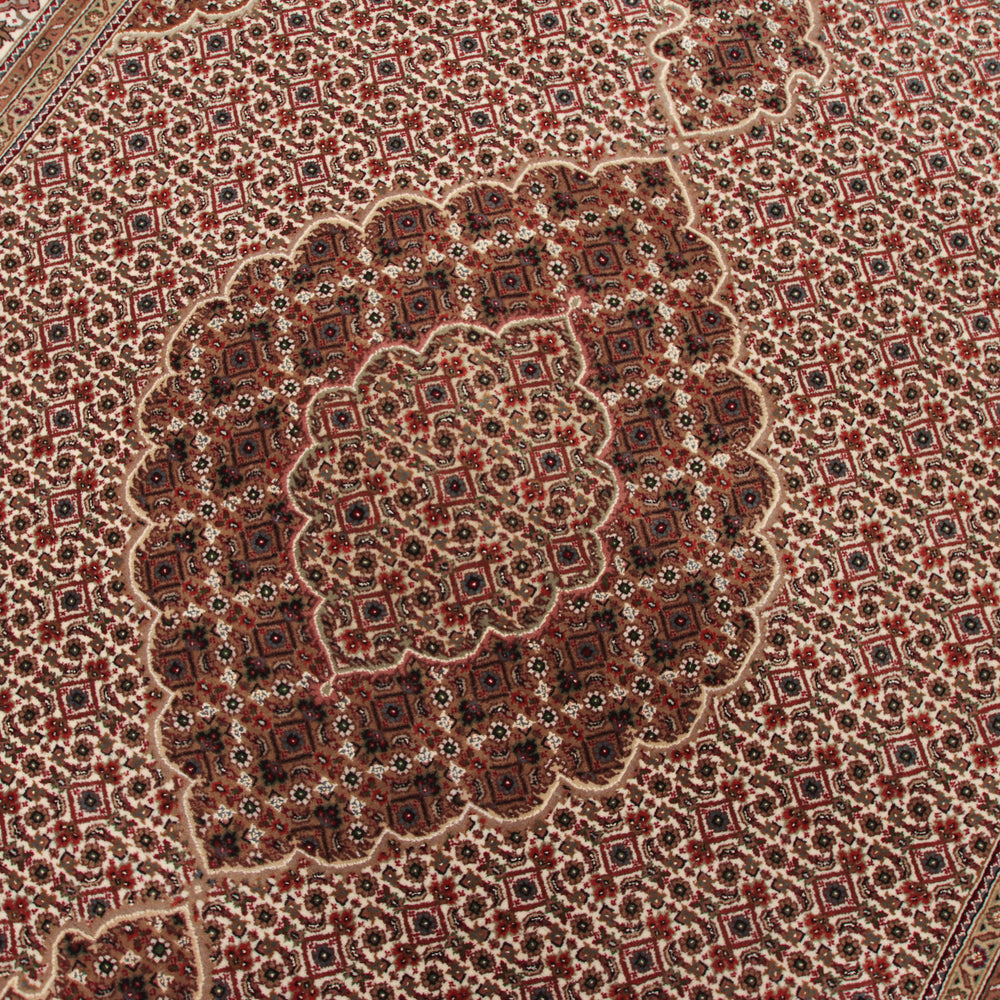 Indo Tabriz Fijn 172 x 242 cm – detail