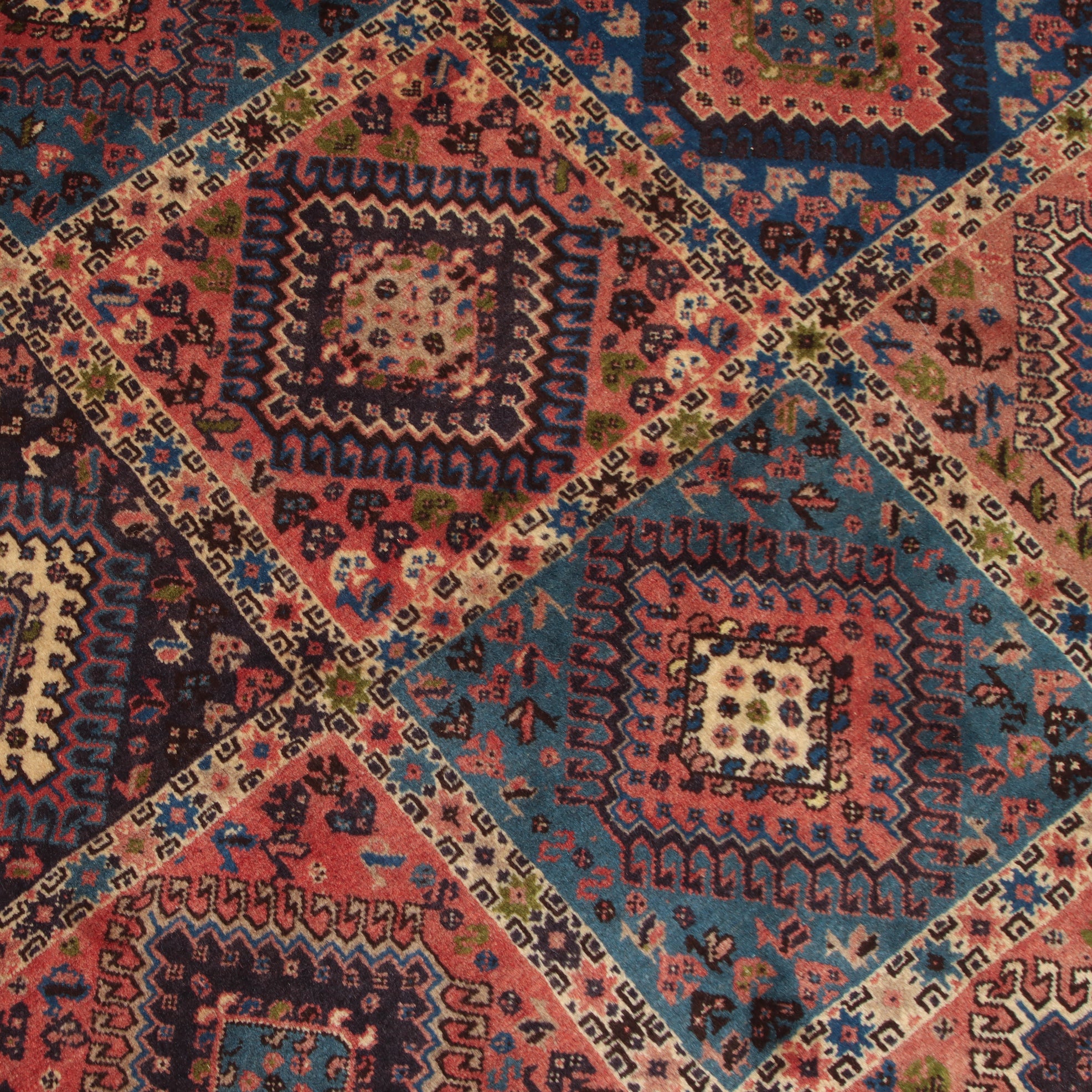 Yalameh 150 x 233 cm