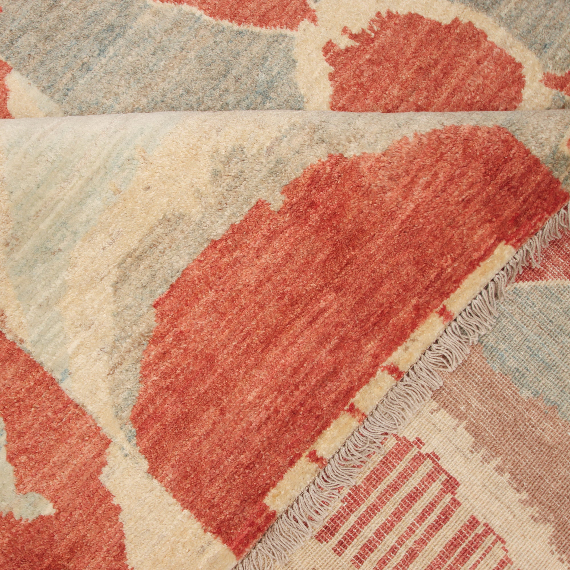 Ikat  204 x 297cm