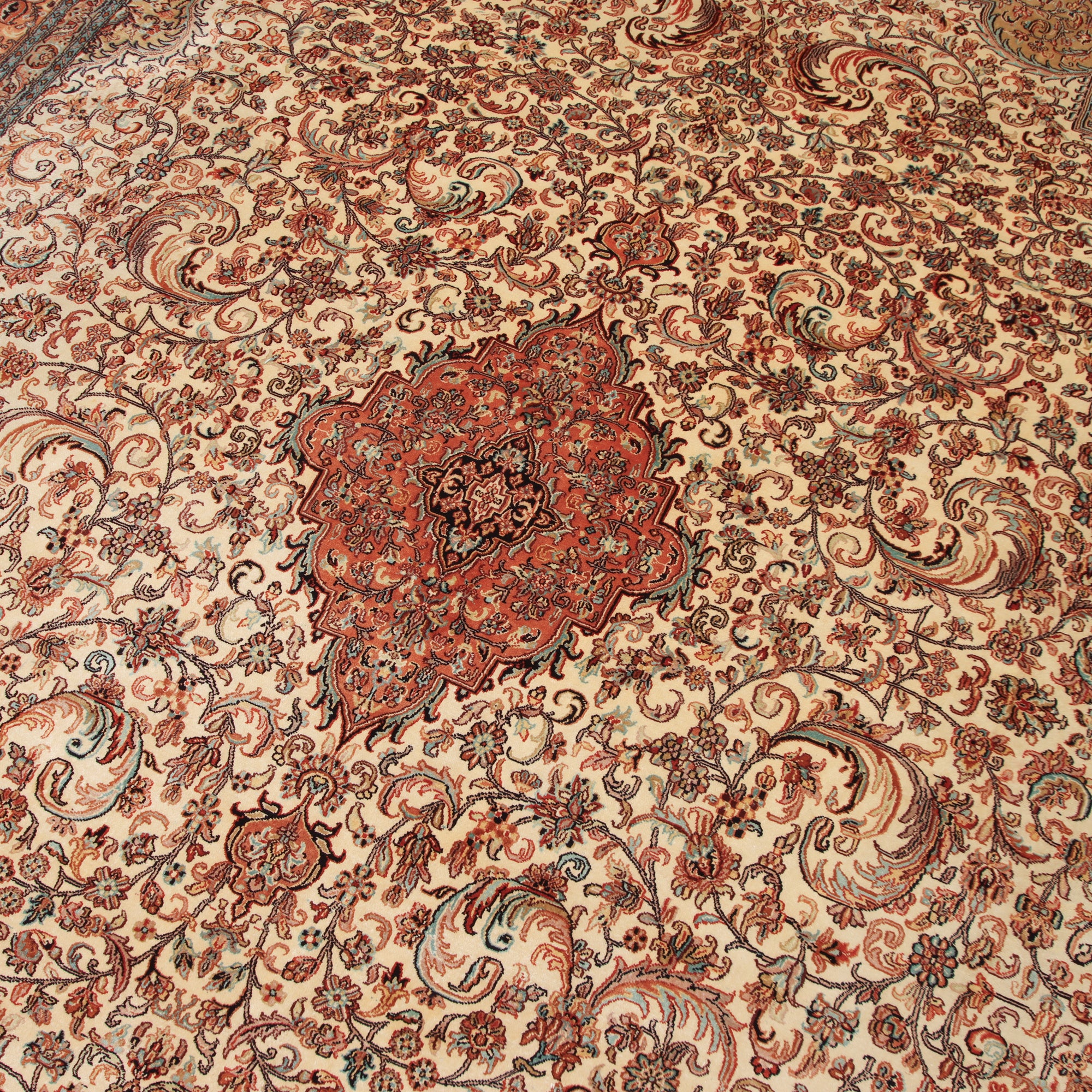Kashmir zijde  184 x 270cm