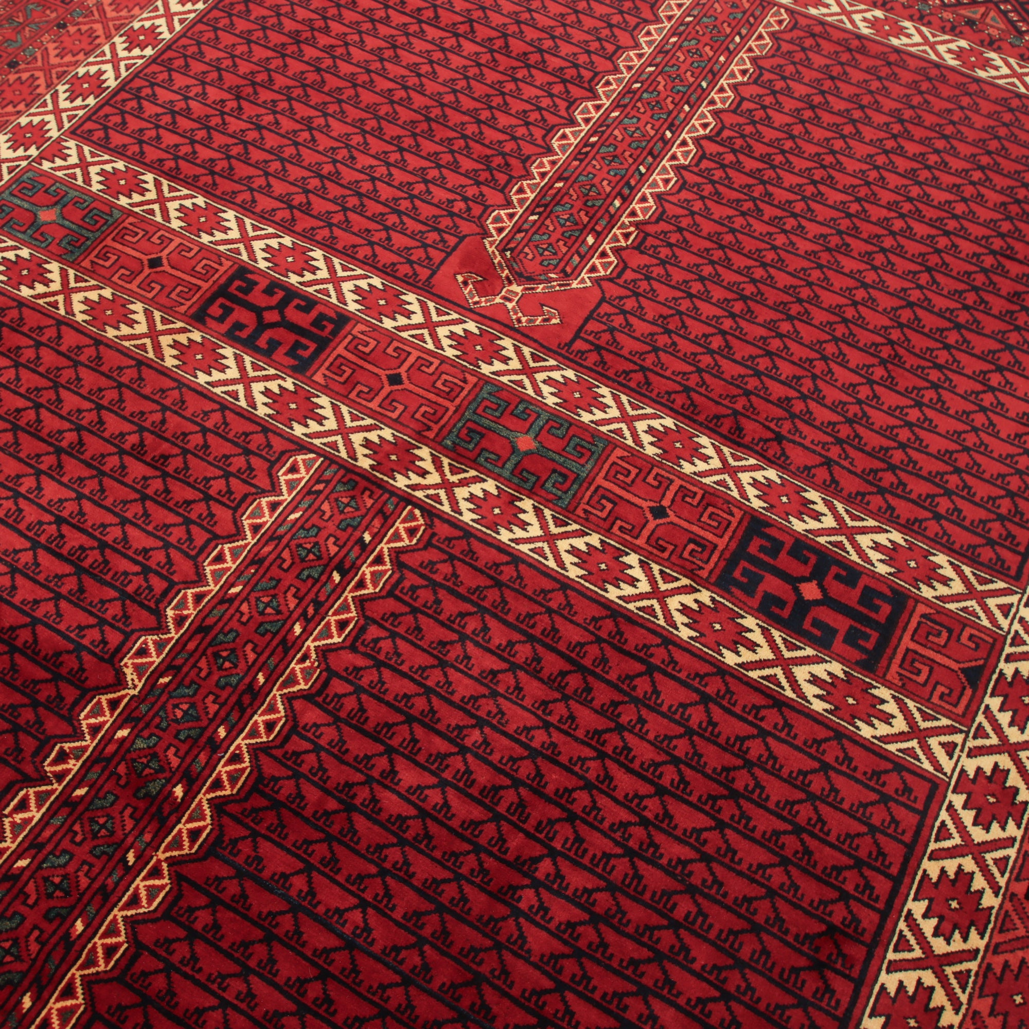 Hatchlou Afghan  199 x 292cm