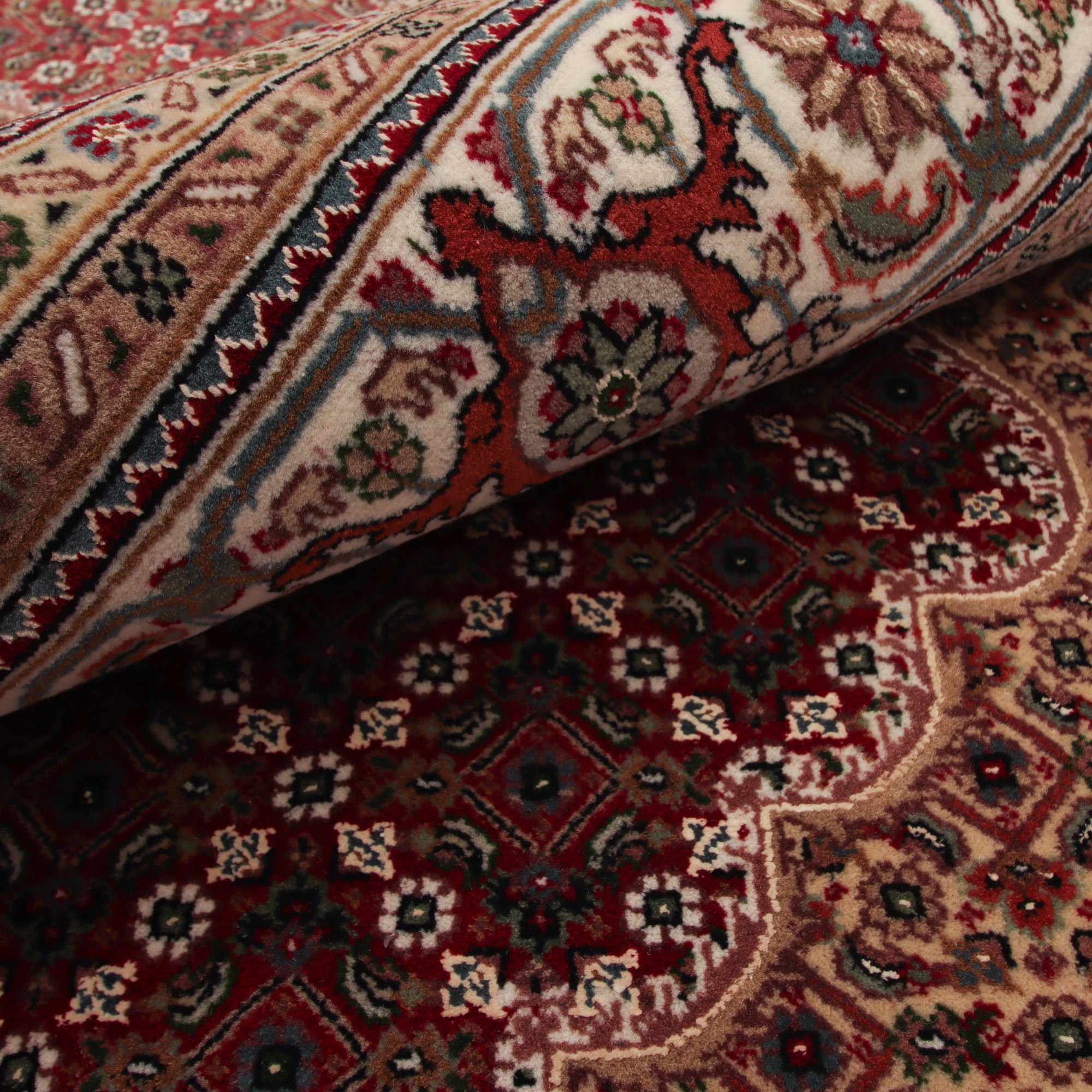 Indo Tabriz  171 x 237cm