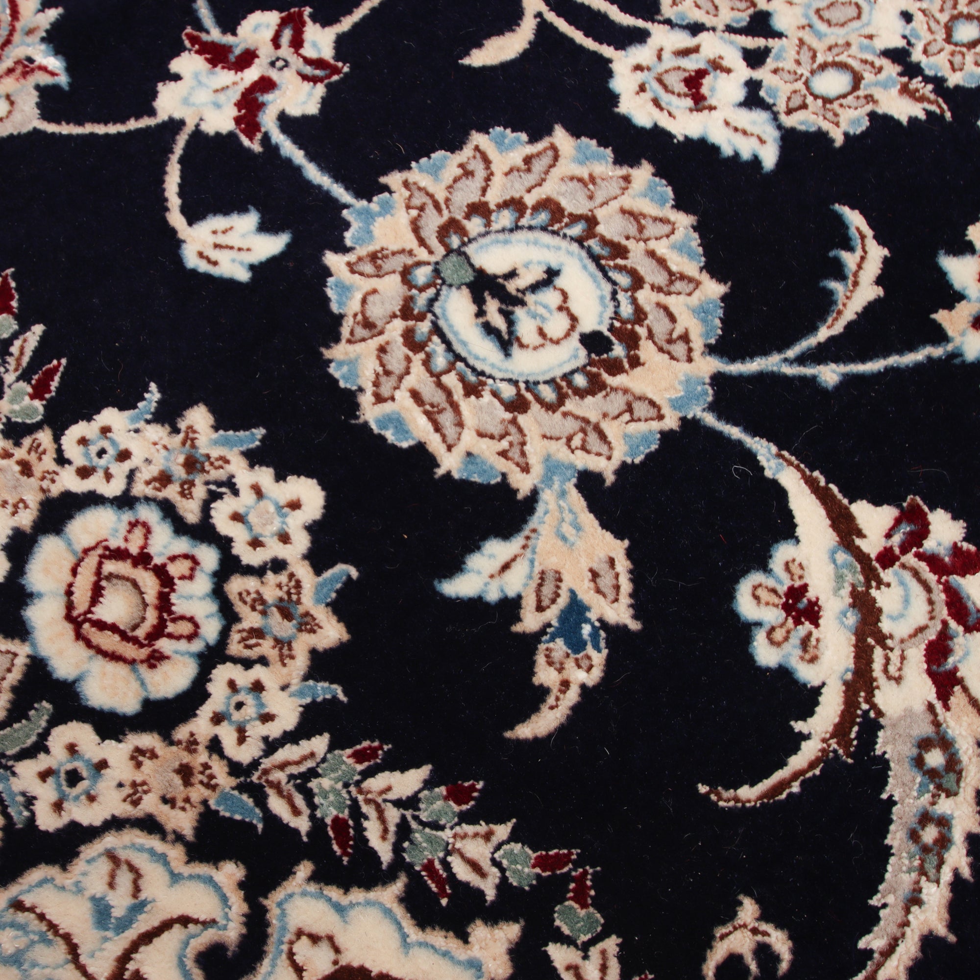 Nain 6la  253 x 363 cm