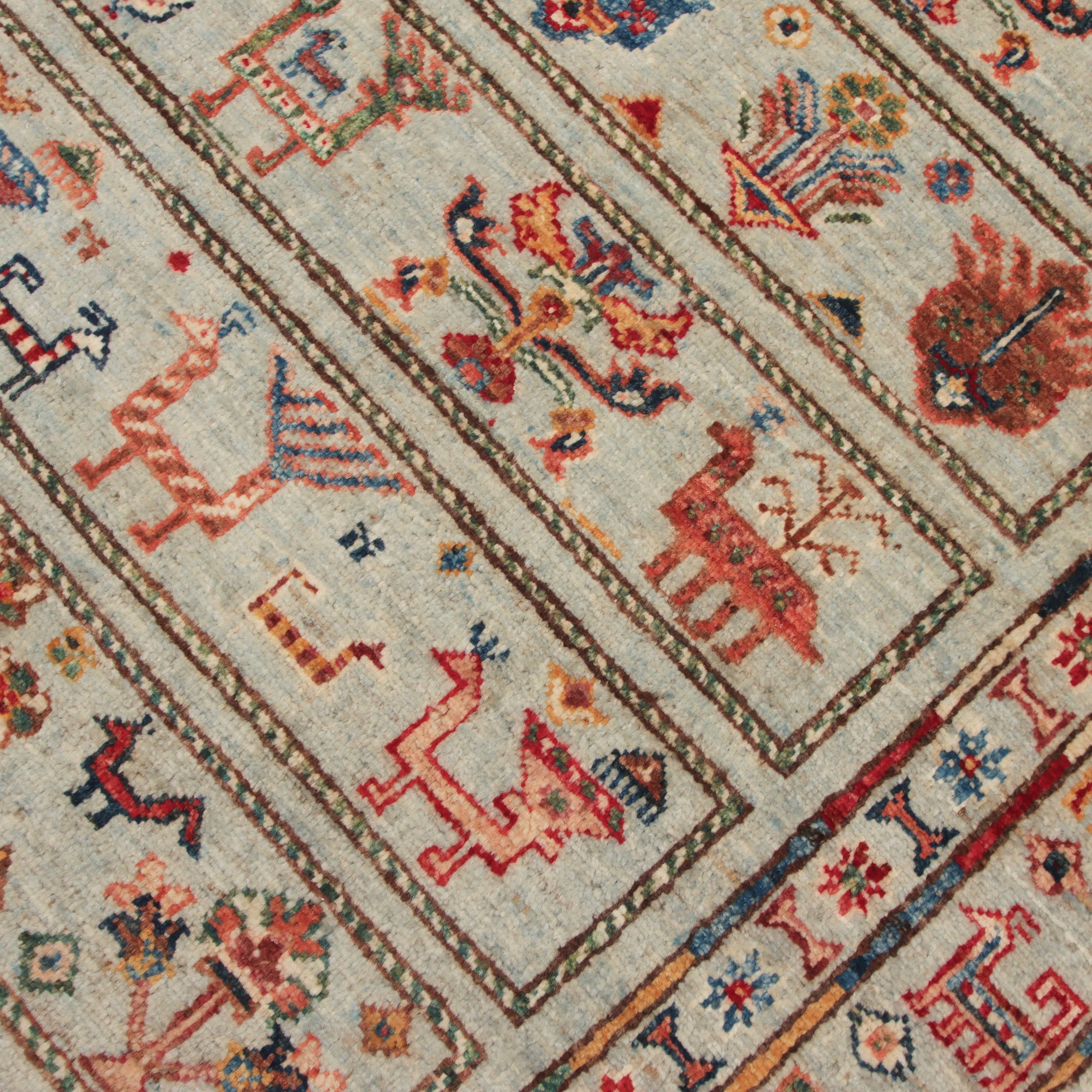 Shasavan 206 x 297 cm