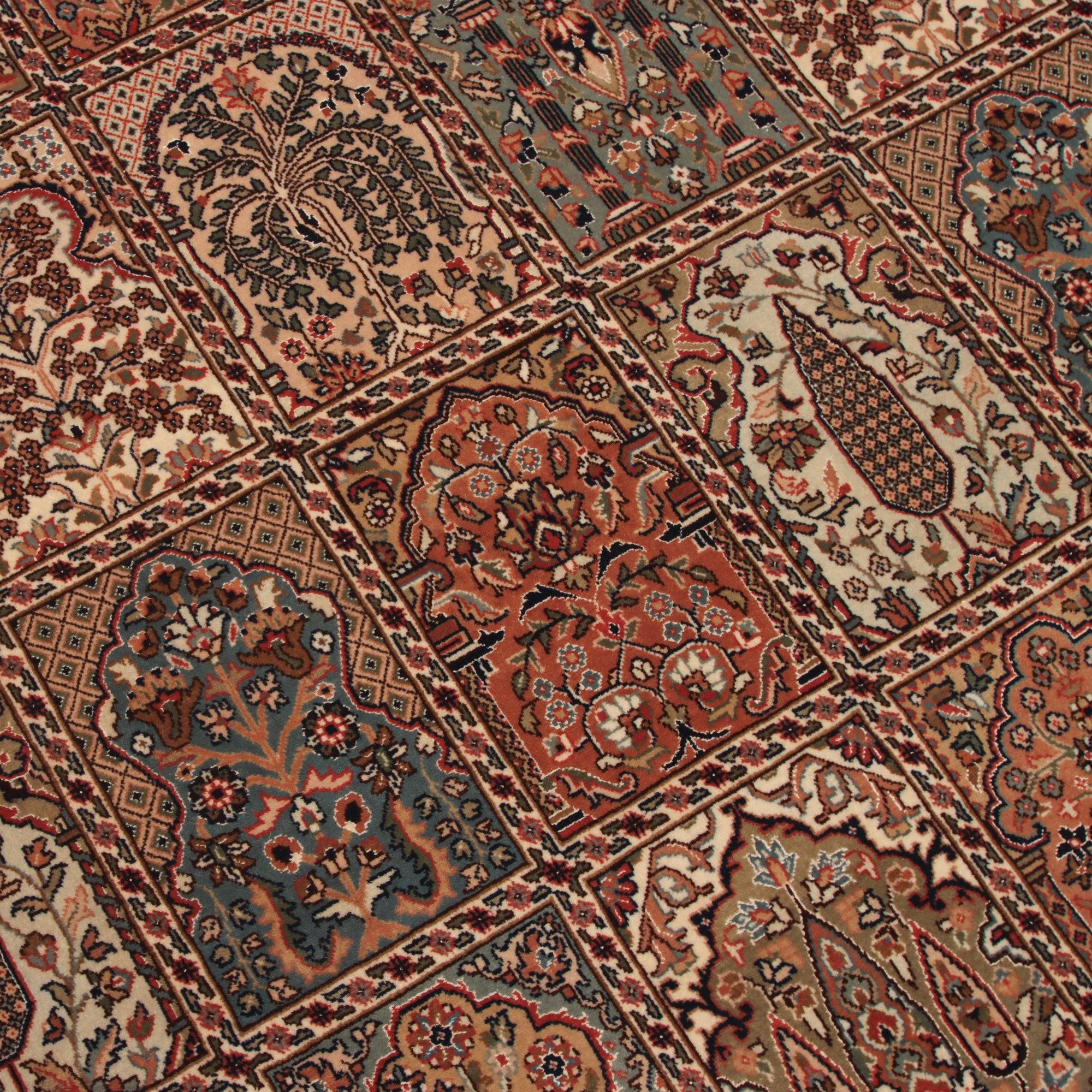 Indo Bachtiar Fijn 207 x 305 cm