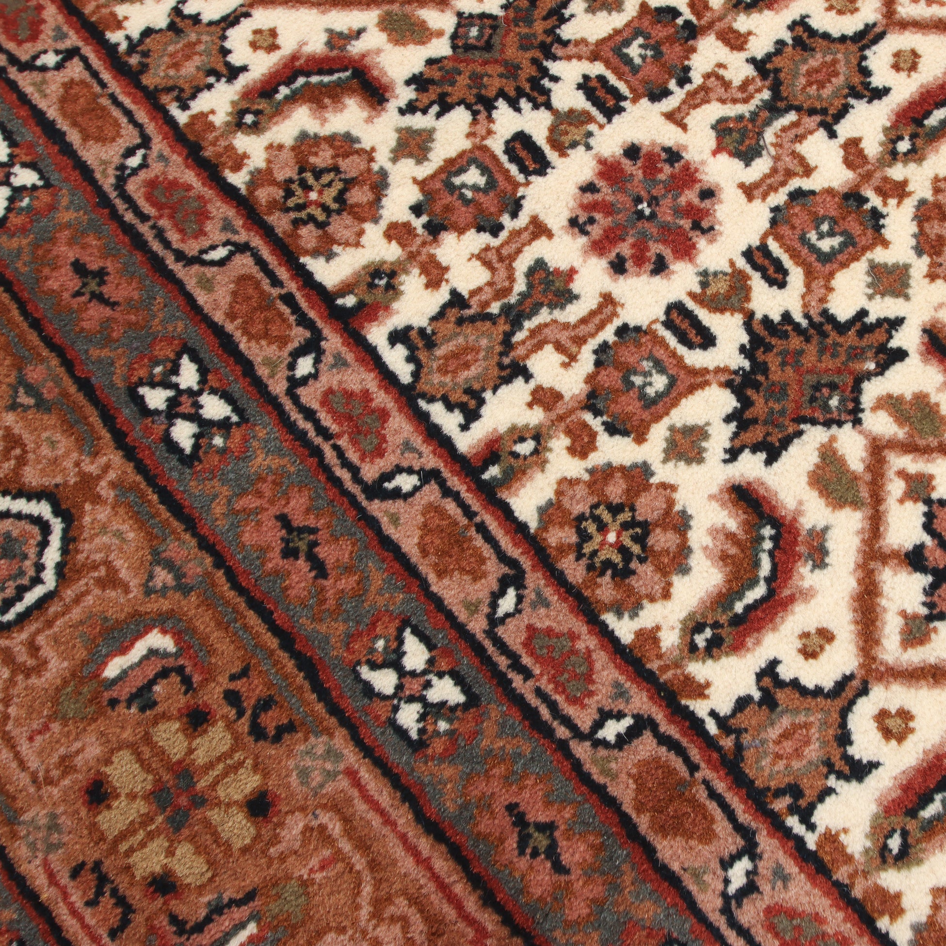 Indo Tabriz Fine 205 x 307 cm