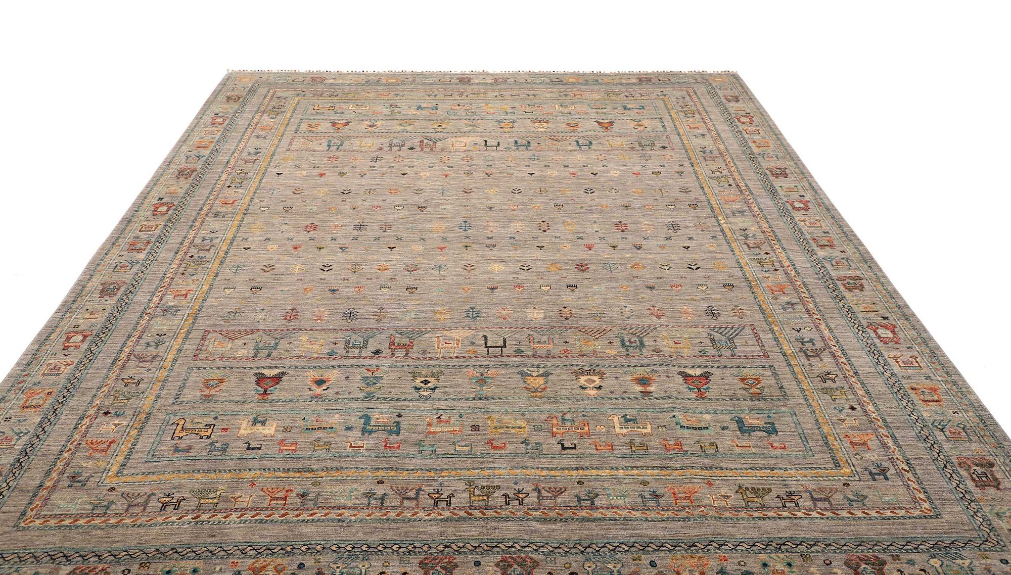 Shasavan  248 x 306 cm