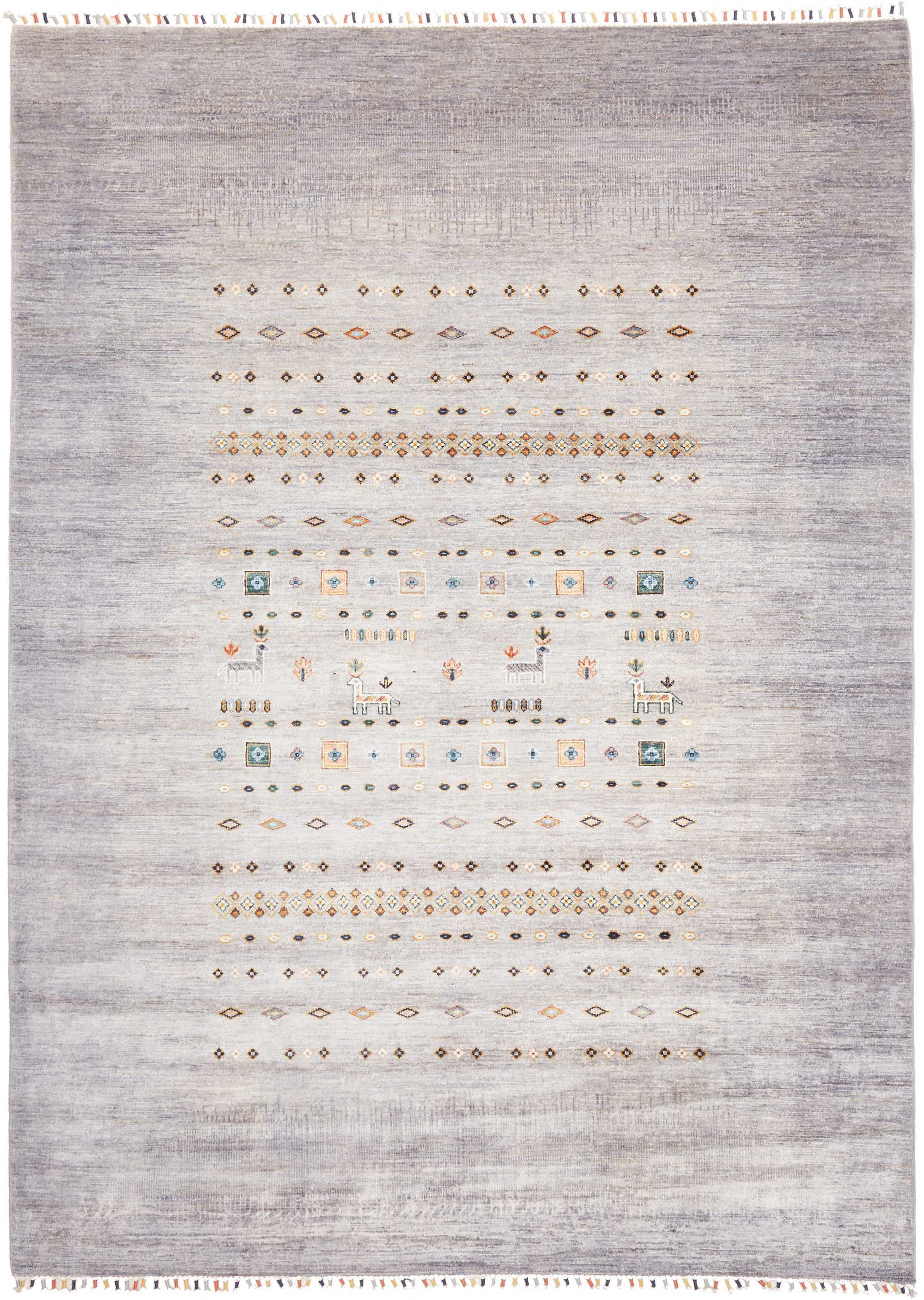 Shasavan 206 x 297 cm