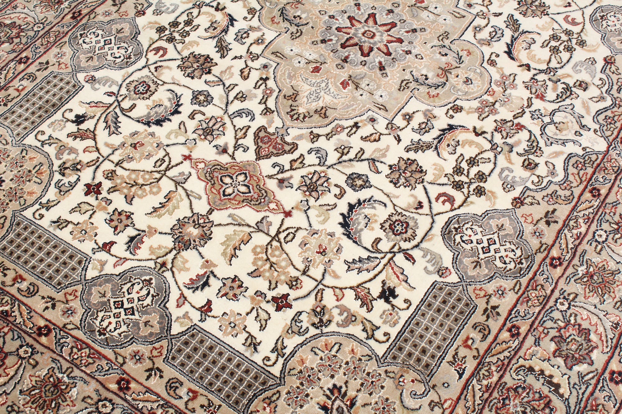 Perzisch vloerkleed Nain 168 x 242 cm