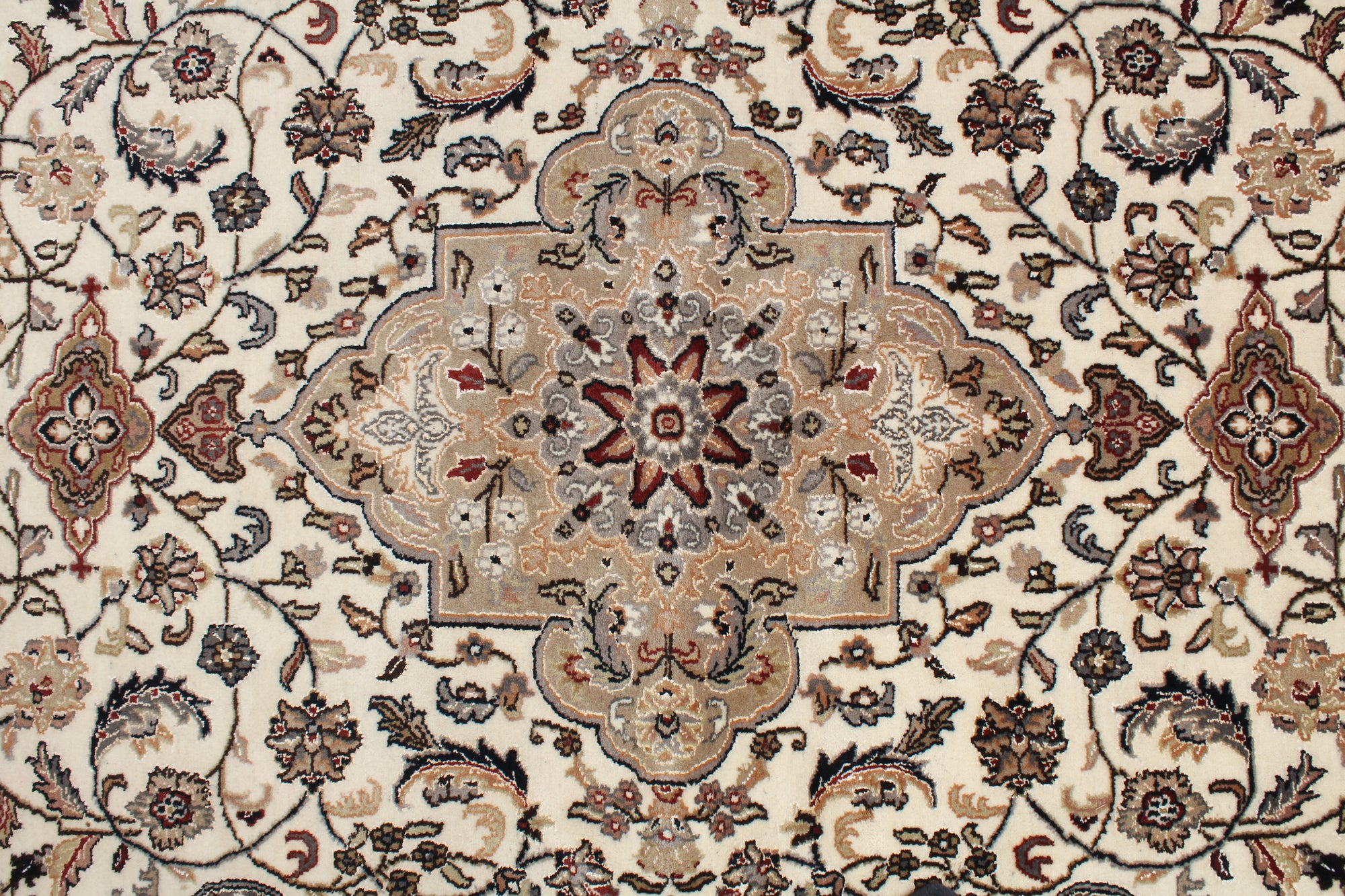 Perzisch vloerkleed Nain 168 x 242 cm