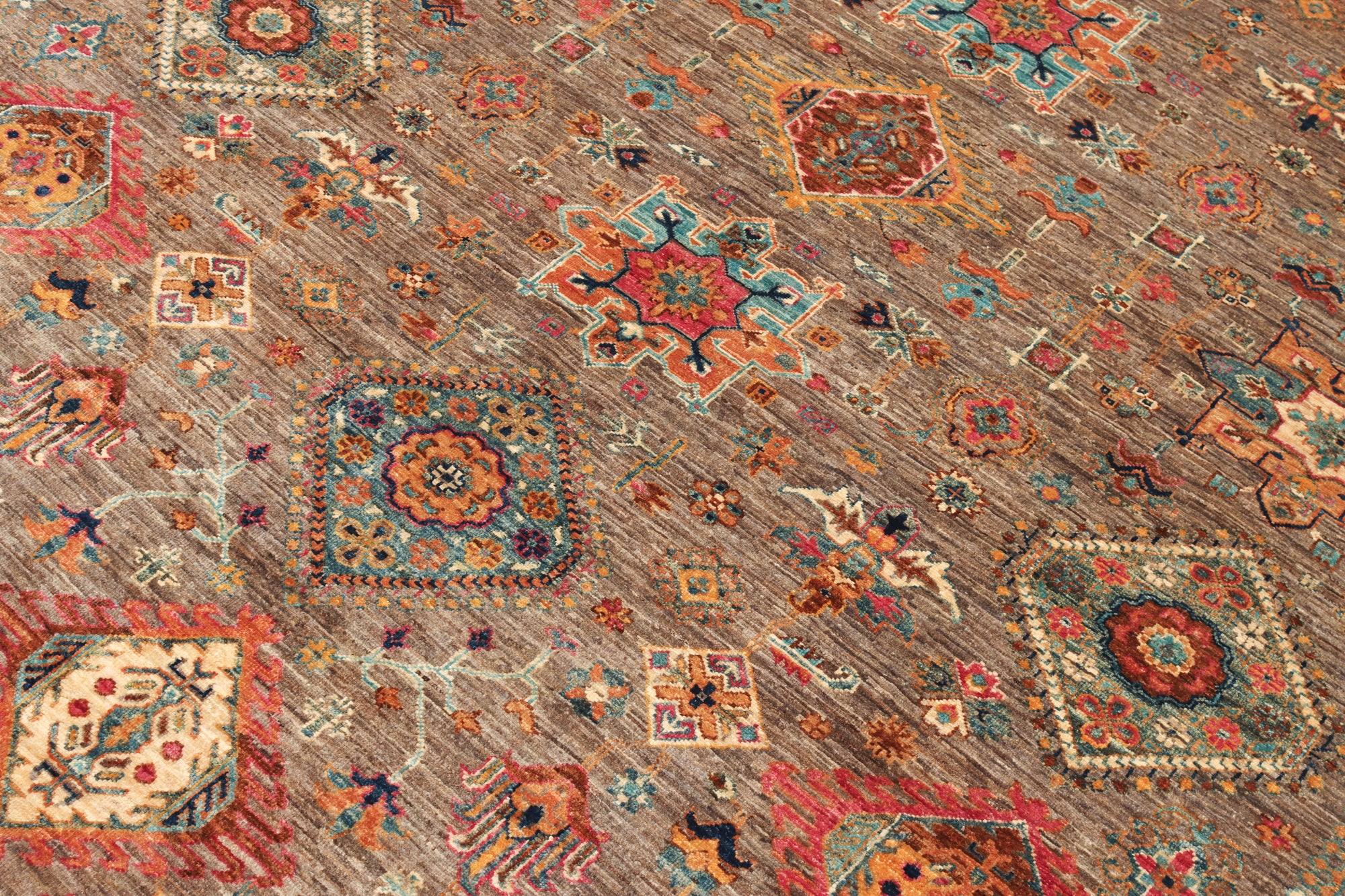 Shasavan  168 x 238 cm