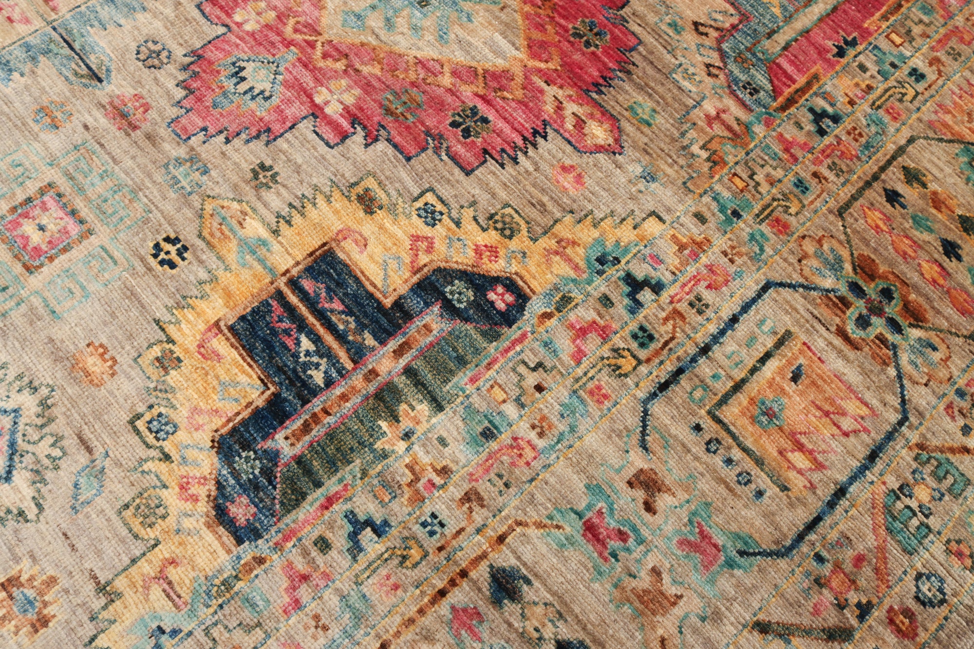 Shasavan  205 x 302 cm